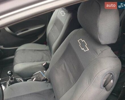 Сірий Шевроле Авео, об'ємом двигуна 1.5 л та пробігом 77 тис. км за 5000 $, фото 3 на Automoto.ua