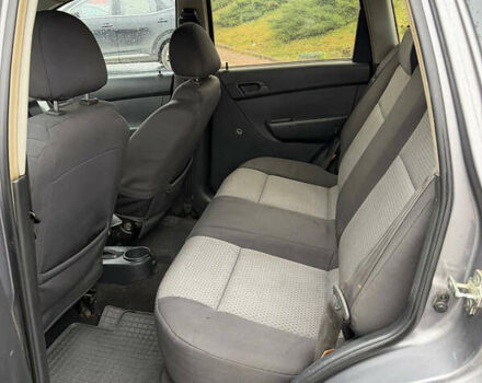 Серый Шевроле Авео, объемом двигателя 1.5 л и пробегом 240 тыс. км за 3800 $, фото 17 на Automoto.ua