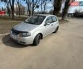 Серый Шевроле Авео, объемом двигателя 1.5 л и пробегом 280 тыс. км за 3100 $, фото 1 на Automoto.ua