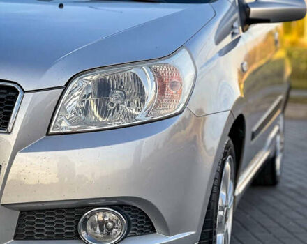 Сірий Шевроле Авео, об'ємом двигуна 1.4 л та пробігом 191 тис. км за 4200 $, фото 3 на Automoto.ua