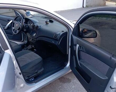 Серый Шевроле Авео, объемом двигателя 1.4 л и пробегом 160 тыс. км за 3700 $, фото 3 на Automoto.ua