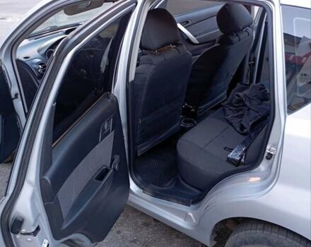 Серый Шевроле Авео, объемом двигателя 1.4 л и пробегом 160 тыс. км за 3700 $, фото 14 на Automoto.ua