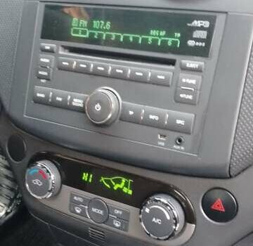 Серый Шевроле Авео, объемом двигателя 1.4 л и пробегом 187 тыс. км за 3750 $, фото 9 на Automoto.ua