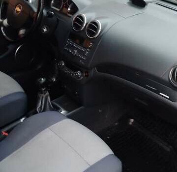 Серый Шевроле Авео, объемом двигателя 1.4 л и пробегом 187 тыс. км за 3750 $, фото 7 на Automoto.ua