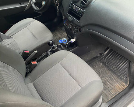 Серый Шевроле Авео, объемом двигателя 1.5 л и пробегом 280 тыс. км за 4200 $, фото 1 на Automoto.ua