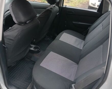 Серый Шевроле Авео, объемом двигателя 1.5 л и пробегом 74 тыс. км за 5200 $, фото 6 на Automoto.ua