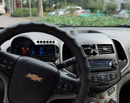 Серый Шевроле Авео, объемом двигателя 1.6 л и пробегом 186 тыс. км за 6000 $, фото 7 на Automoto.ua