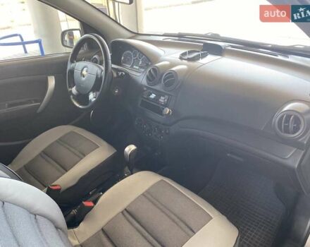 Сірий Шевроле Авео, об'ємом двигуна 1.5 л та пробігом 185 тис. км за 5700 $, фото 15 на Automoto.ua
