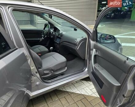 Серый Шевроле Авео, объемом двигателя 1.5 л и пробегом 123 тыс. км за 5900 $, фото 9 на Automoto.ua