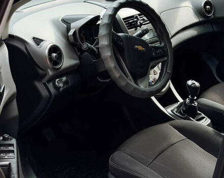 Серый Шевроле Авео, объемом двигателя 1.6 л и пробегом 186 тыс. км за 6000 $, фото 8 на Automoto.ua