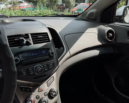 Серый Шевроле Авео, объемом двигателя 1.6 л и пробегом 186 тыс. км за 6000 $, фото 19 на Automoto.ua