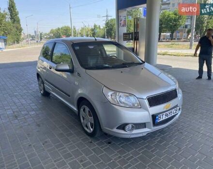 Серый Шевроле Авео, объемом двигателя 1.5 л и пробегом 185 тыс. км за 5700 $, фото 2 на Automoto.ua