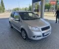 Серый Шевроле Авео, объемом двигателя 1.5 л и пробегом 185 тыс. км за 5700 $, фото 2 на Automoto.ua