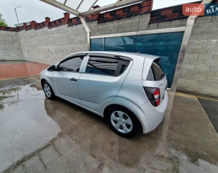 Сірий Шевроле Авео, об'ємом двигуна 1.2 л та пробігом 242 тис. км за 5400 $, фото 5 на Automoto.ua