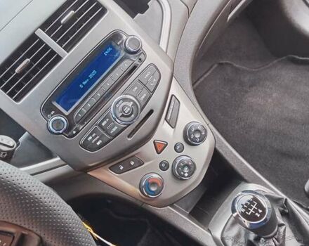 Серый Шевроле Авео, объемом двигателя 1.3 л и пробегом 216 тыс. км за 6200 $, фото 13 на Automoto.ua