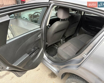 Серый Шевроле Авео, объемом двигателя 1.25 л и пробегом 390 тыс. км за 3300 $, фото 12 на Automoto.ua