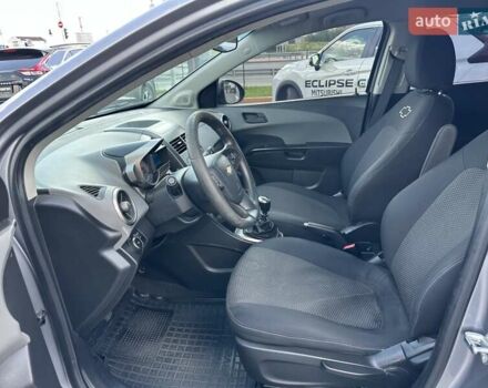 Серый Шевроле Авео, объемом двигателя 1.2 л и пробегом 187 тыс. км за 5500 $, фото 15 на Automoto.ua