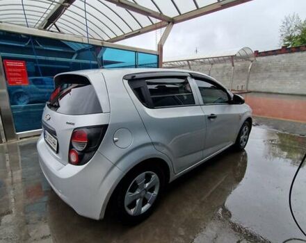 Сірий Шевроле Авео, об'ємом двигуна 1.2 л та пробігом 242 тис. км за 5400 $, фото 8 на Automoto.ua