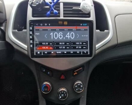 Сірий Шевроле Авео, об'ємом двигуна 1.2 л та пробігом 242 тис. км за 5400 $, фото 2 на Automoto.ua