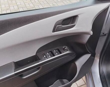 Серый Шевроле Авео, объемом двигателя 1.3 л и пробегом 216 тыс. км за 6200 $, фото 12 на Automoto.ua