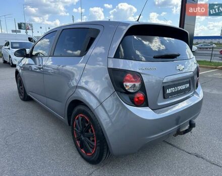 Серый Шевроле Авео, объемом двигателя 1.2 л и пробегом 187 тыс. км за 5500 $, фото 5 на Automoto.ua