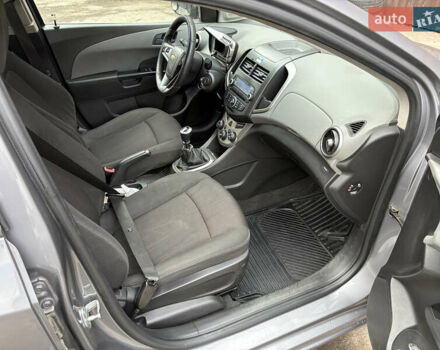 Серый Шевроле Авео, объемом двигателя 1.25 л и пробегом 390 тыс. км за 3300 $, фото 15 на Automoto.ua