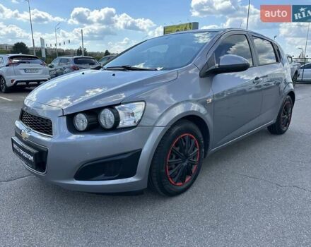Серый Шевроле Авео, объемом двигателя 1.2 л и пробегом 187 тыс. км за 5500 $, фото 3 на Automoto.ua