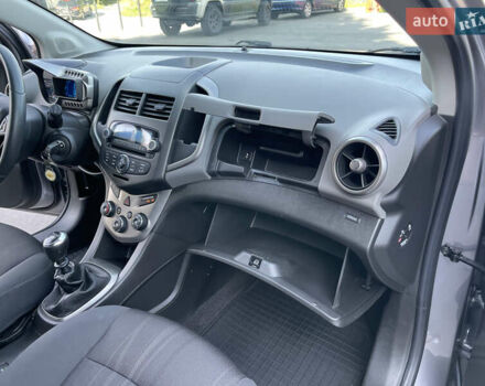 Серый Шевроле Авео, объемом двигателя 1.3 л и пробегом 138 тыс. км за 5900 $, фото 29 на Automoto.ua