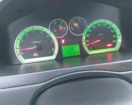 Серый Шевроле Авео, объемом двигателя 1.4 л и пробегом 255 тыс. км за 3600 $, фото 5 на Automoto.ua