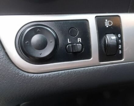 Серый Шевроле Авео, объемом двигателя 1.4 л и пробегом 255 тыс. км за 3600 $, фото 6 на Automoto.ua