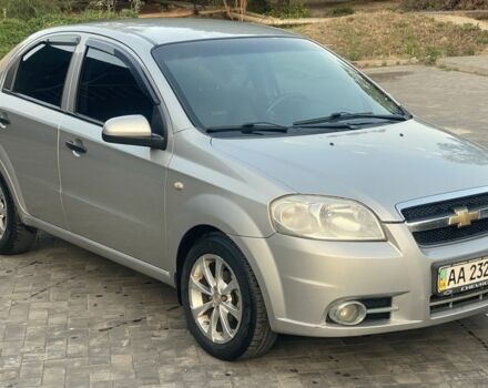 Сірий Шевроле Авео, об'ємом двигуна 1.5 л та пробігом 230 тис. км за 3850 $, фото 1 на Automoto.ua