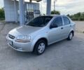 Серый Шевроле Авео, объемом двигателя 1.4 л и пробегом 289 тыс. км за 1999 $, фото 1 на Automoto.ua