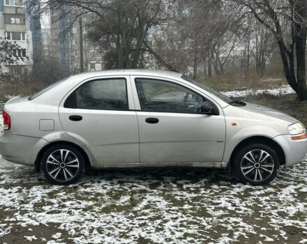 Сірий Шевроле Авео, об'ємом двигуна 1.5 л та пробігом 272 тис. км за 1500 $, фото 6 на Automoto.ua