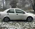 Сірий Шевроле Авео, об'ємом двигуна 1.5 л та пробігом 272 тис. км за 1500 $, фото 6 на Automoto.ua