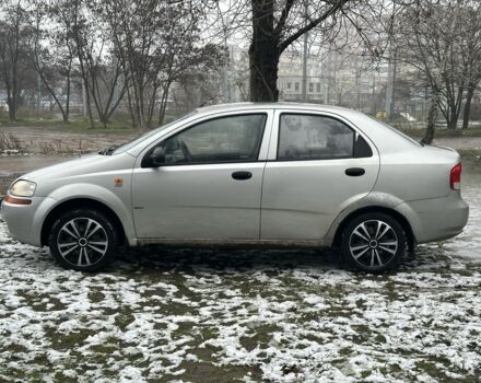 Сірий Шевроле Авео, об'ємом двигуна 1.5 л та пробігом 272 тис. км за 1500 $, фото 2 на Automoto.ua