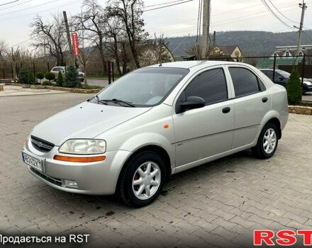 Серый Шевроле Авео, объемом двигателя 1.4 л и пробегом 289 тыс. км за 3000 $, фото 2 на Automoto.ua