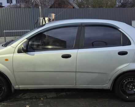 Серый Шевроле Авео, объемом двигателя 1.5 л и пробегом 260 тыс. км за 2200 $, фото 2 на Automoto.ua