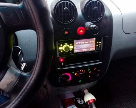 Серый Шевроле Авео, объемом двигателя 1.5 л и пробегом 215 тыс. км за 1700 $, фото 5 на Automoto.ua