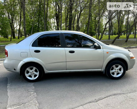 Сірий Шевроле Авео, об'ємом двигуна 1.5 л та пробігом 200 тис. км за 2900 $, фото 7 на Automoto.ua