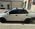 Сірий Шевроле Авео, об'ємом двигуна 1.5 л та пробігом 350 тис. км за 2200 $, фото 2 на Automoto.ua