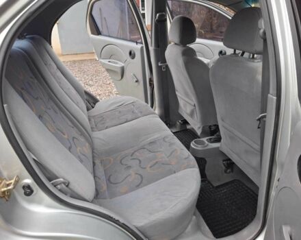 Сірий Шевроле Авео, об'ємом двигуна 1.5 л та пробігом 250 тис. км за 2650 $, фото 11 на Automoto.ua