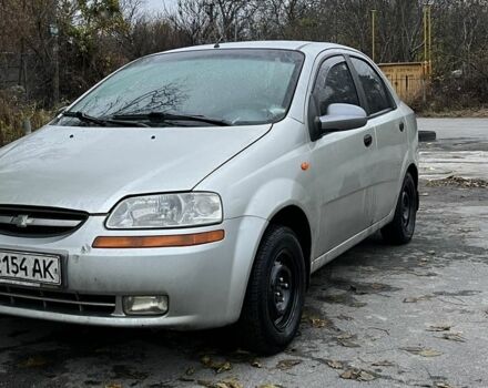 Сірий Шевроле Авео, об'ємом двигуна 1.5 л та пробігом 150 тис. км за 1999 $, фото 1 на Automoto.ua