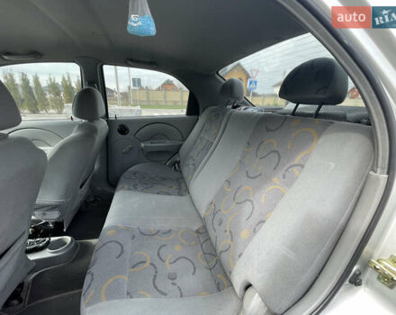 Серый Шевроле Авео, объемом двигателя 1.5 л и пробегом 283 тыс. км за 3900 $, фото 8 на Automoto.ua