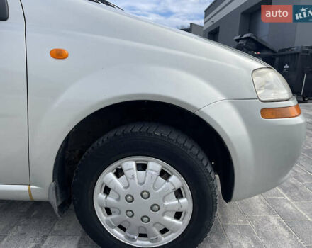 Серый Шевроле Авео, объемом двигателя 1.5 л и пробегом 283 тыс. км за 3900 $, фото 14 на Automoto.ua