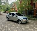 Серый Шевроле Авео, объемом двигателя 1.5 л и пробегом 200 тыс. км за 2100 $, фото 1 на Automoto.ua