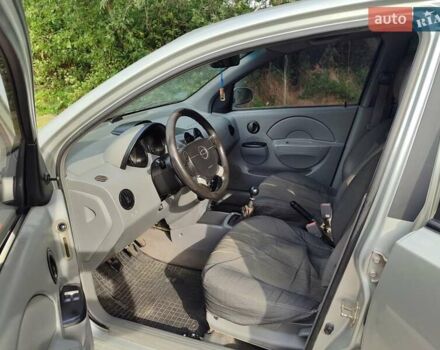 Серый Шевроле Авео, объемом двигателя 1.5 л и пробегом 230 тыс. км за 3000 $, фото 3 на Automoto.ua
