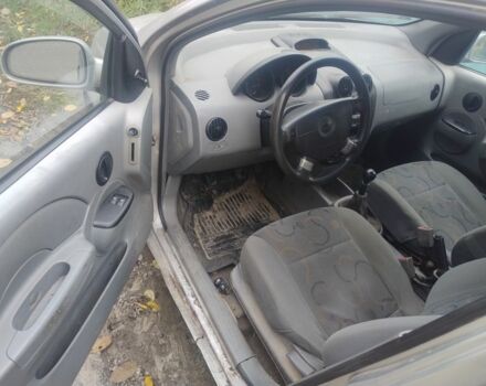 Серый Шевроле Авео, объемом двигателя 1.5 л и пробегом 333 тыс. км за 850 $, фото 5 на Automoto.ua