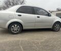 Серый Шевроле Авео, объемом двигателя 1.5 л и пробегом 270 тыс. км за 2399 $, фото 2 на Automoto.ua