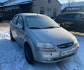 Серый Шевроле Авео, объемом двигателя 1.5 л и пробегом 249 тыс. км за 1999 $, фото 1 на Automoto.ua