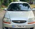 Серый Шевроле Авео, объемом двигателя 1.5 л и пробегом 233 тыс. км за 3200 $, фото 1 на Automoto.ua